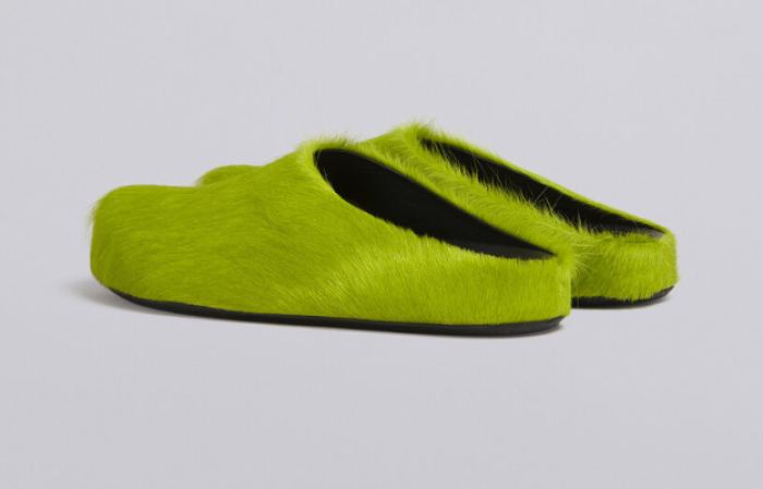 MARNI FUCHSIA LONG HAIR-FUSSBET SABOT SLIPPERS 2412204