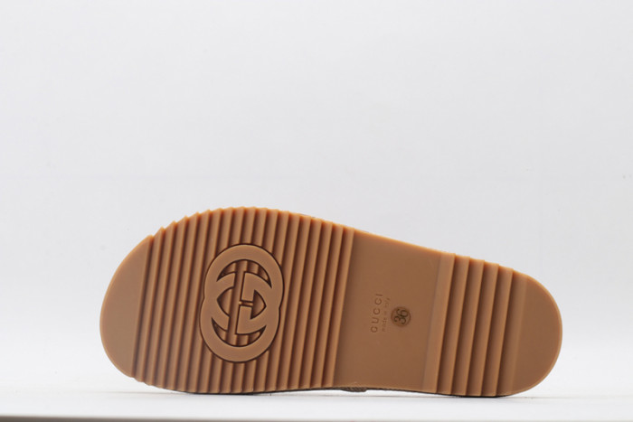 guc sandal