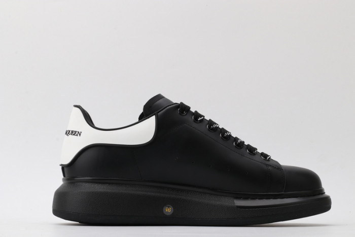 alex mcqu sneakers