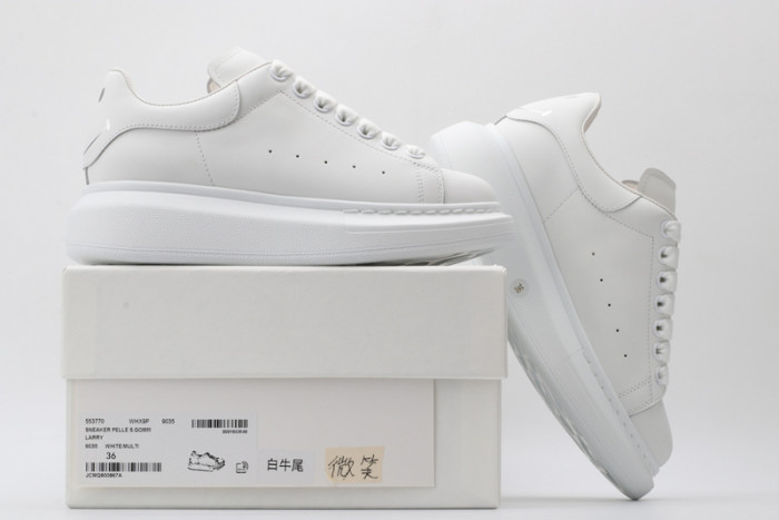 alex mcqu sneakers