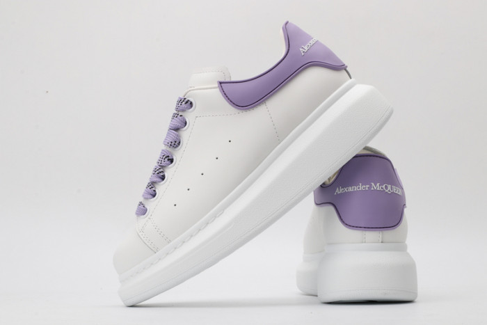 alex mcqu sneakers