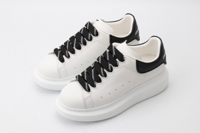 alex mcqu sneakers