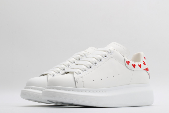 alex mcqu sneakers