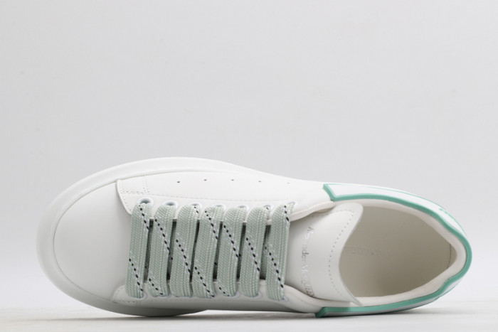 alex mcqu sneakers