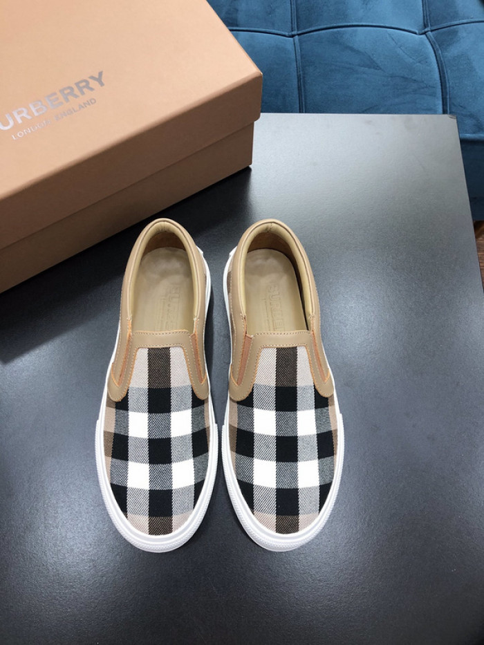 BUBERY SNEAKER