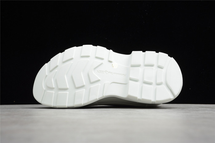 alex mcqu sneakers