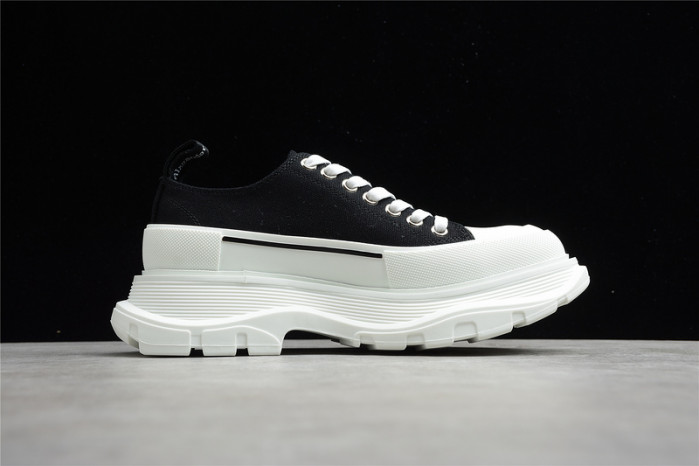 alex mcqu sneakers