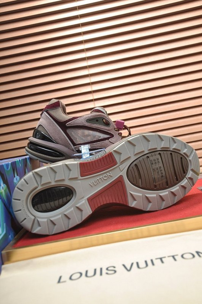 lovt sneaker