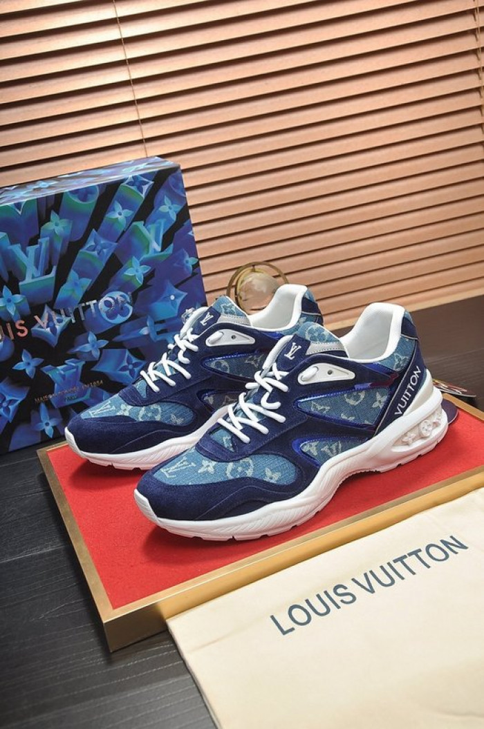 lovt sneaker
