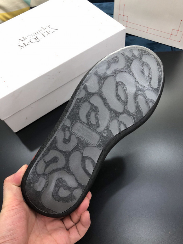 alex mcqu sneakers