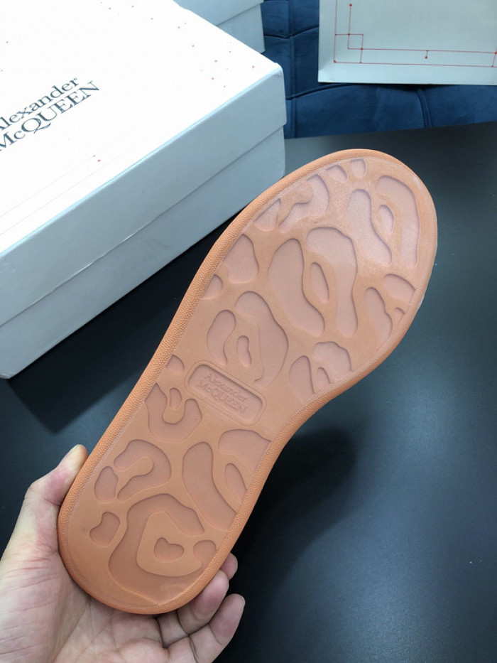 alex mcqu sneakers