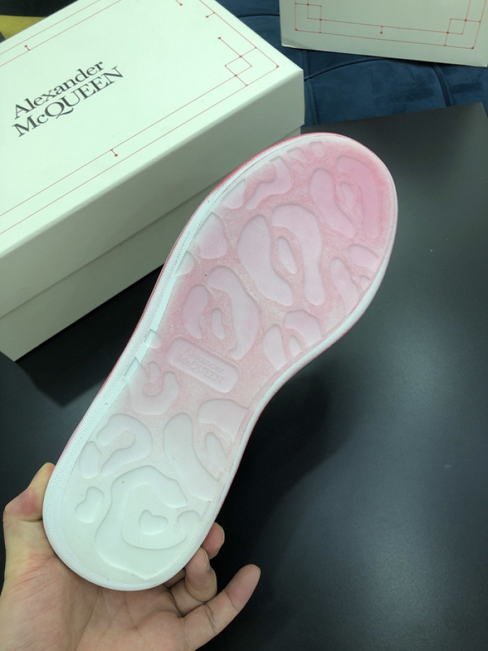 alex mcqu sneakers