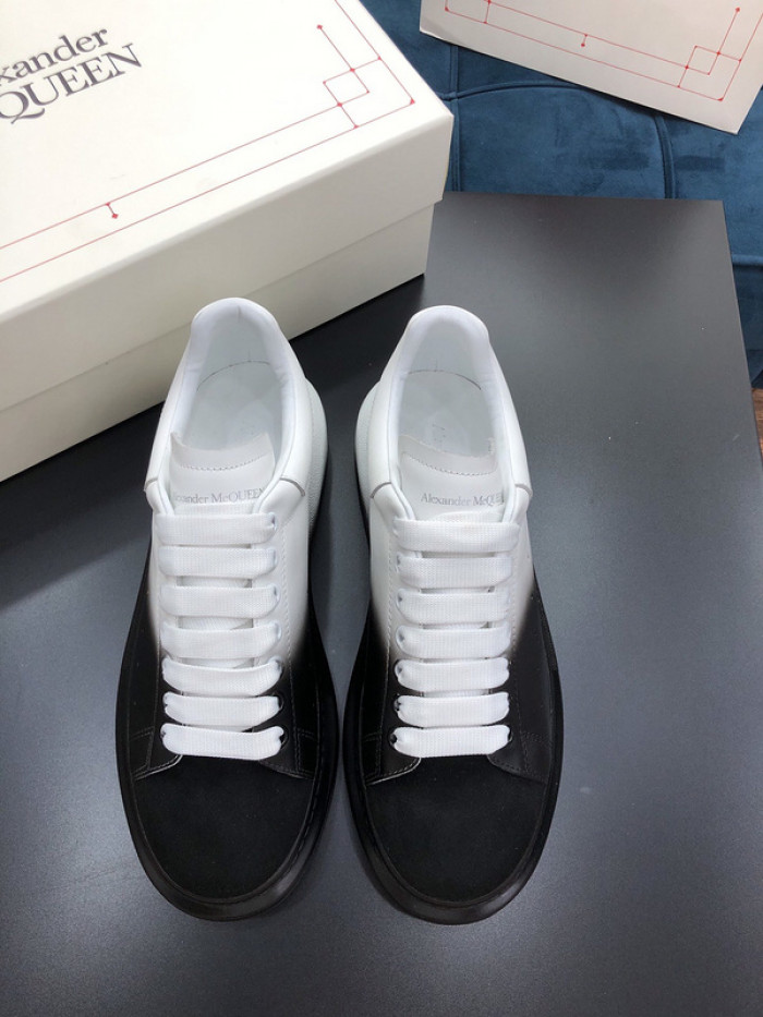 alex mcqu sneakers