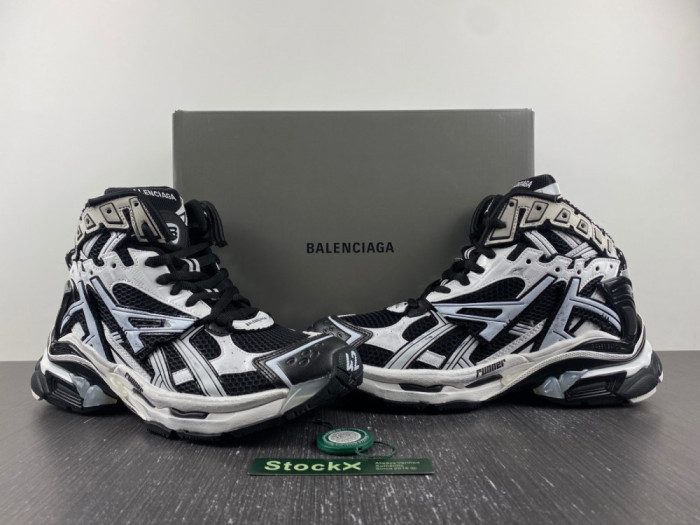 Ba*len*cia*ga runner high sneakers white black white 677403w3rb29010h