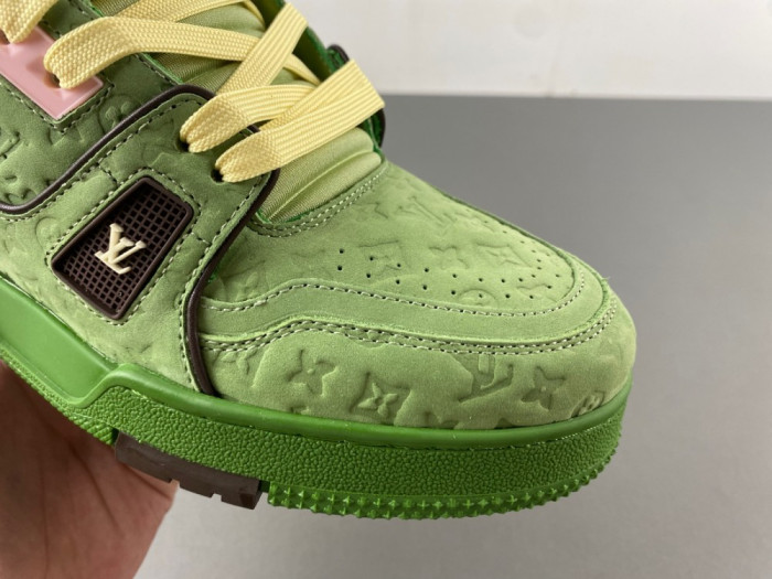 2024 l**is V*t*n lv trainer x tyler 20240522