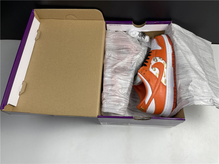 nike sb dunk low white black orange dh3228-161